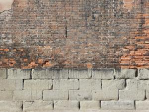 Brick Wall Textures Texturelib Brick Wall Texure With Large Areas Of Dark Discoloration And Some Gaps Visible Between The Bricks Red White