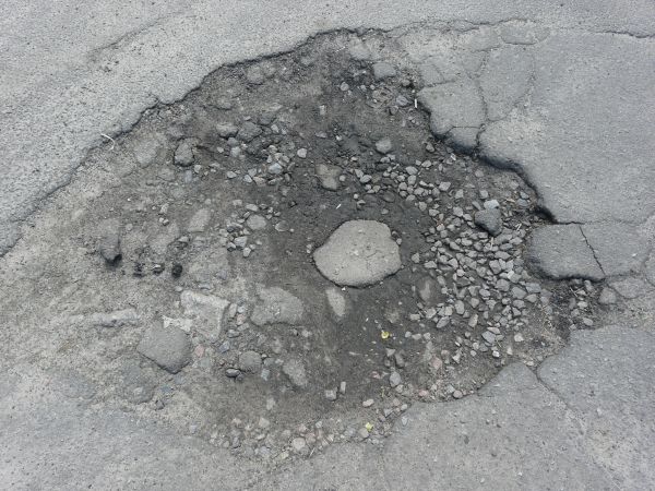 asphalt texture hole